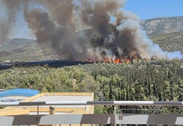 Φωτιά τώρα στην Πολυτεχνειούπολη Ζωγράφου - Μήνυμα από το 112
