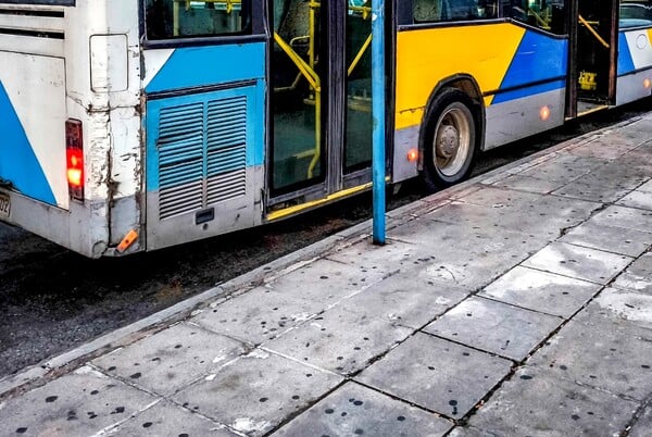 ΤΡΟΧΑΙΟ ΑΧΑΡΝΩΝ ΛΕΩΦΟΡΕΙΟ ΣΥΓΚΡΟΥΣΗ ΙΧ