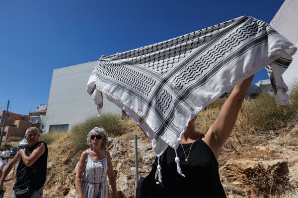 Κρήτη: Ένταση στον Άγιο Νικόλαο για την άφιξη Ισραηλινών τουριστών - Έγιναν προσαγωγές διαδηλωτών