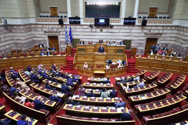 Βουλή: Ψηφίστηκε η εξεταστική επιτροπή για τον ΟΠΕΚΕΠΕ με 166 «ναι»
