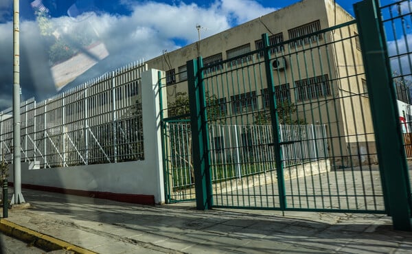 Έφοδος της ΕΛΑΣ στις φυλακές Κορυδαλλού: Εντοπίστηκαν ναρκωτικά και κινητό τηλέφωνο