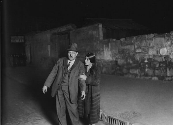 'Ηταν η φωτογράφος Τίνα Μοντότι συνεργός των δολοφόνων της Γκε Πε Ου;