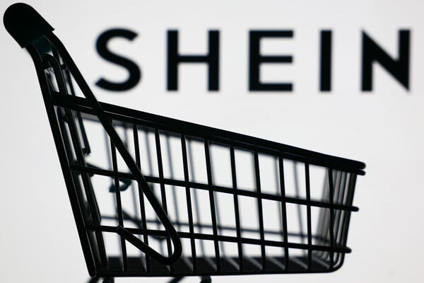 Γιατί η Shein τιμωρείται ξανά στην Ευρώπη για παραπλανητικούς «πράσινους» ισχυρισμούς