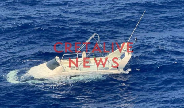 Απόστολος Λύτρας: Προσάραξε σε ξέρα και βυθίστηκε το σκάφος του στη Σαντορίνη