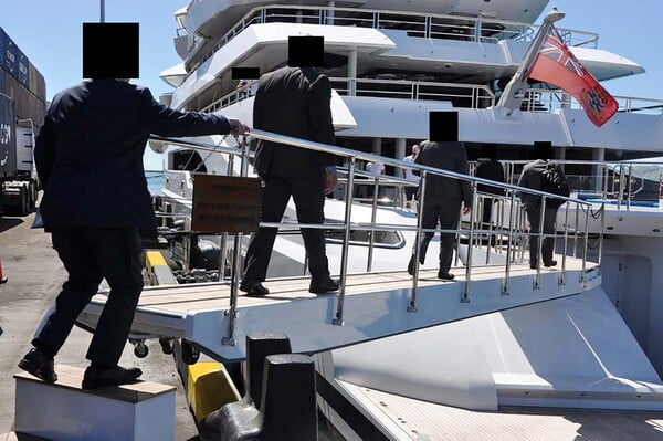 ΗΠΑ: Στο «σφυρί» πολυτελής θαλαμηγός 325 εκατ. δολαρίων που συνδέεται με Ρώσο ολιγάρχη
