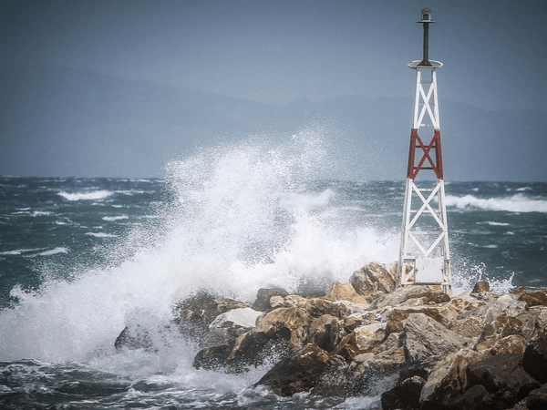 Αδυναμία απόπλου από Πάρο για Μύκονο λόγω καιρού