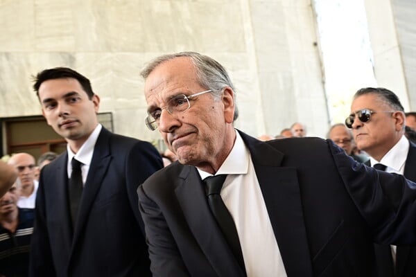Κηδεύεται η Λένα Σαμαρά: Στο Α' Νεκροταφείο το τελευταίο αντίο 