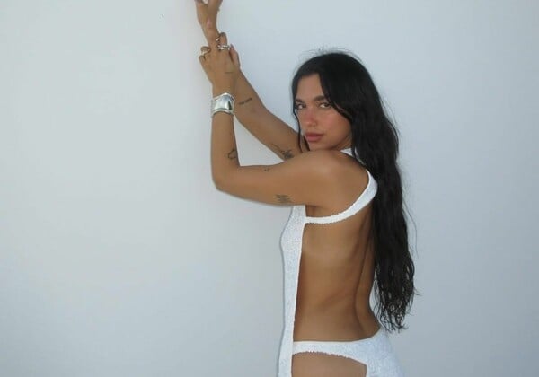Dua Lipa: «Ανυπομονώ να γίνω 30»