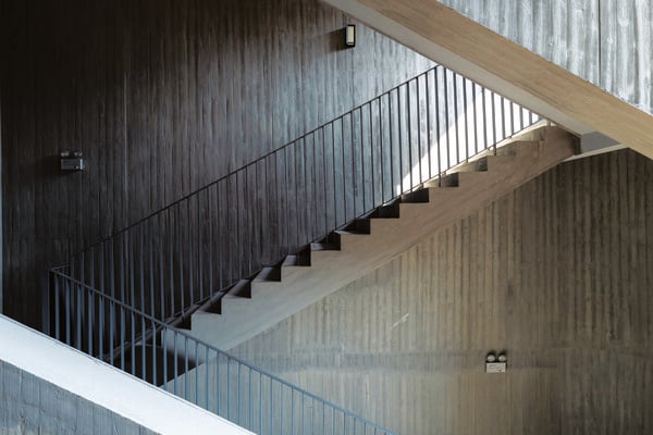 Concrete Aesthetic: Γιατί βλέπουμε τόσο γκρι στην Αθήνα;