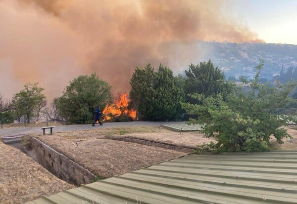 Φωτιά στην Αχαΐα: Μπήκε στον αρχαιολογικό χώρο της Βούντενης - «Περιορισμένες οι ζημιές»