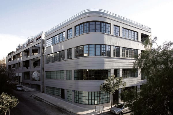 Concrete Aesthetic: Γιατί βλέπουμε τόσο γκρι στην Αθήνα;