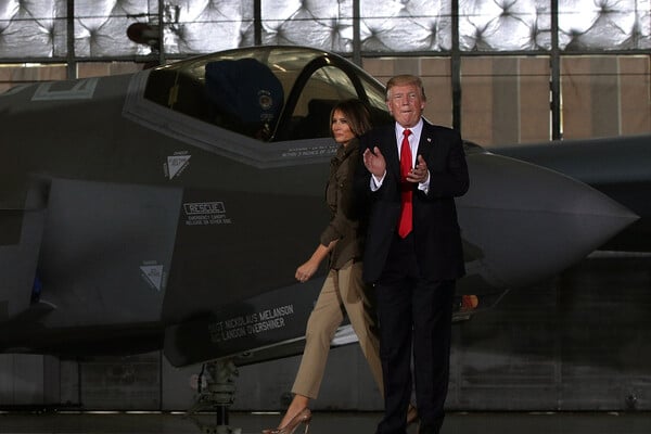 Συμμαχικές χώρες «μπλοκάρουν» αγορές F-35 ως απάντηση στους δασμούς Τραμπ