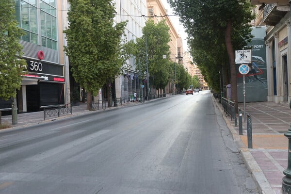 Έρημη πόλη η Αθήνα τον Δεκαπενταύγουστο