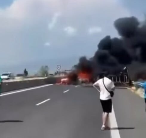 Τροχαίο στην Ξάνθη: Απανθρακώθηκαν οι τρεις επιβάτες ΙΧ που συγκρούστηκε με φορτηγό
