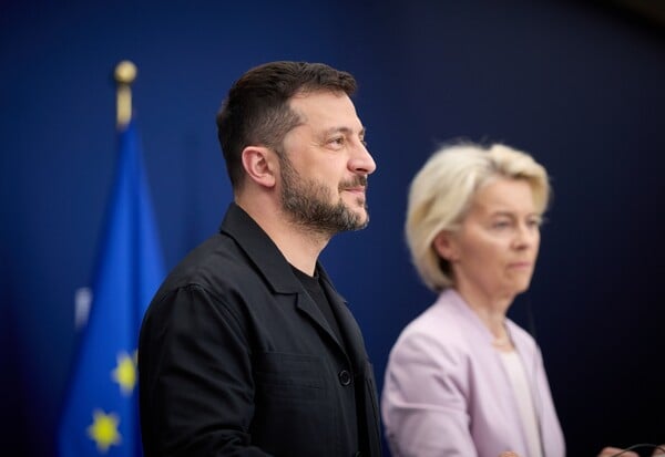 ΖΕΛΕΝΣΚΙ ΣΥΝΤΑΝΤΗΣΗ ΤΡΑΜΠ