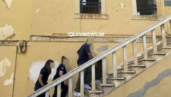 Κρήτη: 56χρονος μαχαίρωσε 10 φορές τη σύντροφό του μετά από άγριο ξυλοδαρμό