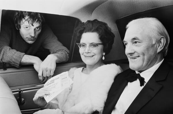 Terence Stamp (1938-2025): Ο μάγκας του Λονδίνου που θα γινόταν Τζέιμς Μποντ