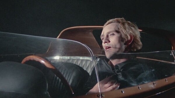 Terence Stamp (1938-2025): Ο μάγκας του Λονδίνου που θα γινόταν Τζέιμς Μποντ