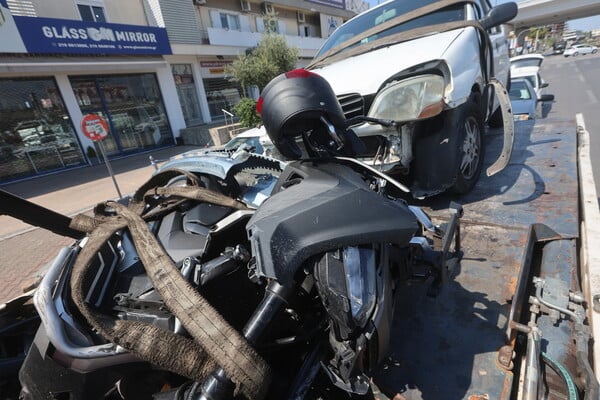 Δύο νεκροί σε τροχαία δυστυχήματα στην Αττική μέσα σε λίγες ώρες