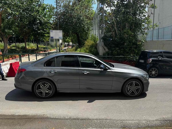 Έξι Τούρκοι μαφιόζοι συνελήφθησαν στην Αττική: Ναρκωτικά, πολυτελείς βίλες & πανάκριβα αυτοκίνητα!