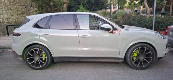 Έξι Τούρκοι μαφιόζοι συνελήφθησαν στην Αττική: Ναρκωτικά, πολυτελείς βίλες & πανάκριβα αυτοκίνητα!