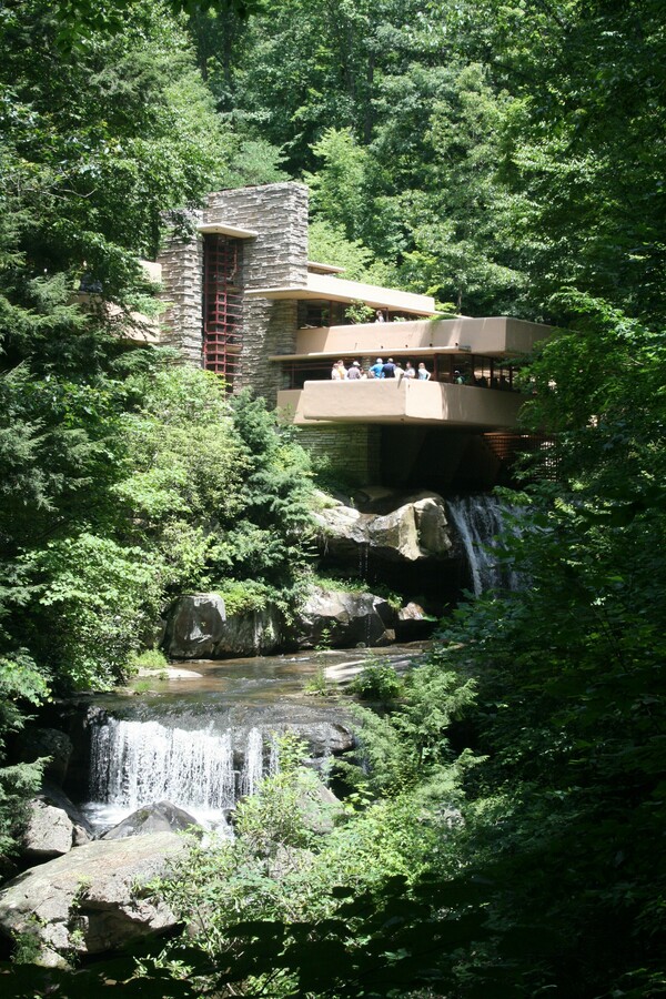 Fallingwater: To διασημότερο σπίτι της Αμερικής μπάζει νερά - και δεν φταίει ο καταρράκτης