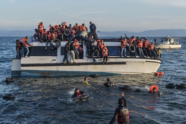 «Αγκάθι» στο νέο αντιπροσφυγικό νομοσχέδιο η χτεσινή απόφαση του Διοικητικού Πρωτοδικείου Αθηνών που «επικυρώνει» εκείνη του ΕΔΑΔ
