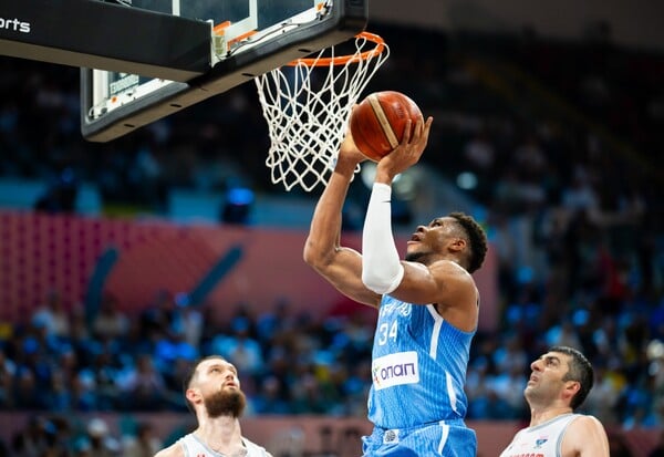 Eurobasket 2025: Υπέταξε τη Γεωργία με 94-53 και συνεχίζει αήττητη η Εθνική