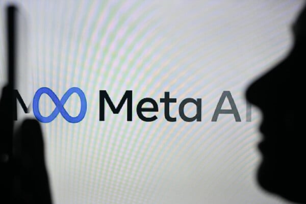 Meta: Τα chatbots της δεν θα συζητούν πλέον με εφήβους για αυτοκτονία και αυτοτραυματισμό