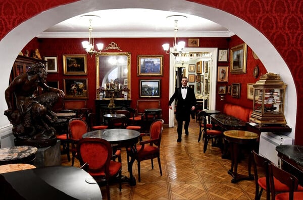 Ρώμη: Το διάσημο Caffè Greco κινδυνεύει να κλείσει