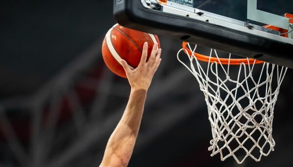 EuroBasket: Χωρίς Γιάννη Αντετοκούνμπο και Λαρεντζάκη το «Ελλάδα - Βοσνία Ερζεγοβίνη» μετά από ενοχλήσεις σε γόνατο και μέση