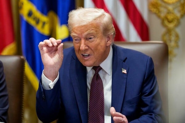 Ντόναλντ Τραμπ: «Οι εμπορικές συμφωνίες μπορεί να ακυρωθούν, εάν οι δασμοί κριθούν παράνομοι»