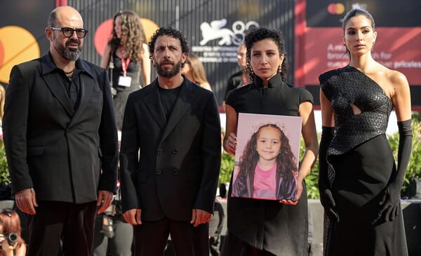 Φεστιβάλ Βενετίας 2025: To «The Voice of Hind Rajab» απέσπασε χειροκρότημα 23 λεπτών με τη σημαία της Παλαιστίνης 