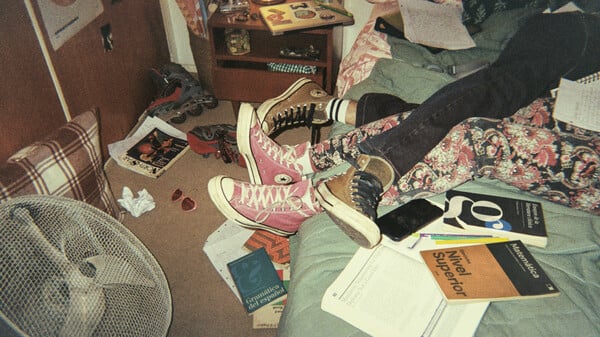 “Love, Chuck”: O Bloody Hawk στην καμπάνια της Converse