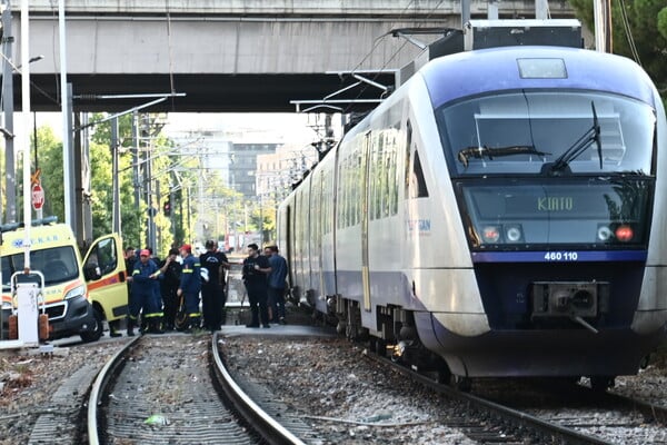 Θανάσιμη παράσυρση πεζού από τον Προαστιακό: Η ανακοίνωση της Hellenic Train
