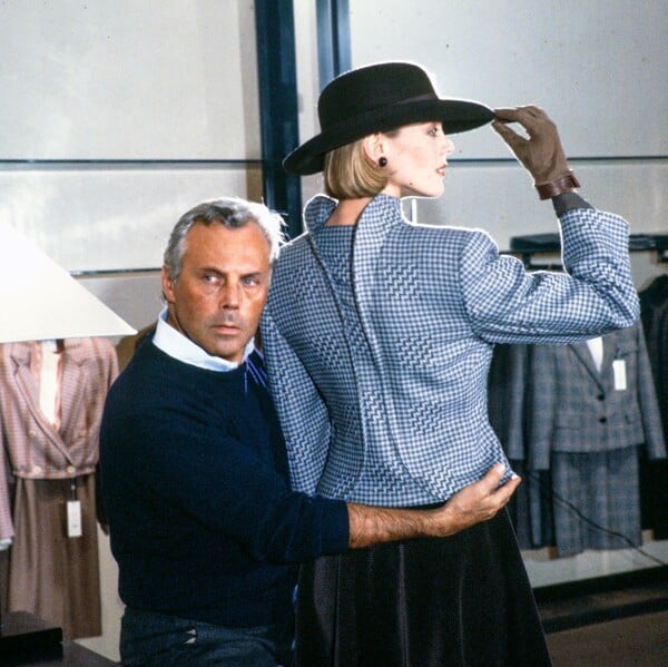 Σαν παλιό Armani 