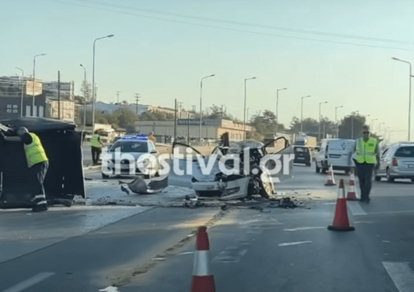 Θεσσαλονίκη: Τροχαίο δυστύχημα με έναν νεκρό στο Δερβένι - ΙΧ πέρασε στο αντίθετο ρεύμα και συγκρούστηκε με άλλο όχημα