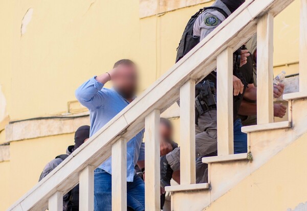 «Μαφία Κρήτης»: Ο κληρικός στο «κάδρο» των Αρχών αρνείται τις κατηγορίες