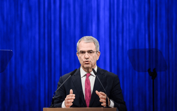 Τι δείχνει η αποπομπή του CEO της Nestlé για τα ερωτικά ειδύλλια στον χώρο εργασίας