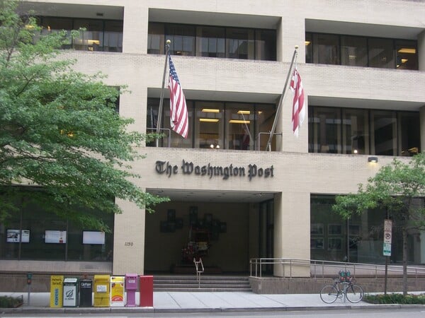 Σκάνδαλο στη Washington Post: Ο εκδότης υποστήριζε μυστικά τον Μπόρις Τζόνσον