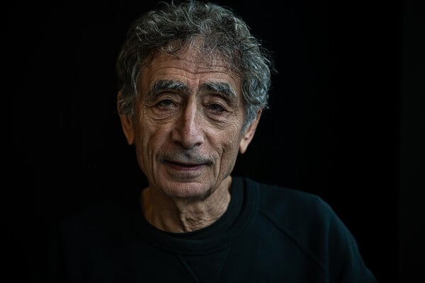 Γράφω Ονόματα για τίτλο ίσως: Βιμ Βέντερς Τίλντα Σουίντον Λάνθιμος, Τιάγκο Ροντρίγκες, Αγγελάκας, Ρομαίν Γαβράς, Σπύρος Στάβερης