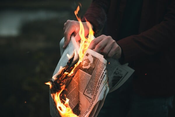 Η παγκόσμια ελευθερία του Τύπου καταγράφει τη μεγαλύτερη αποδυνάμωση των τελευταίων 50 ετών