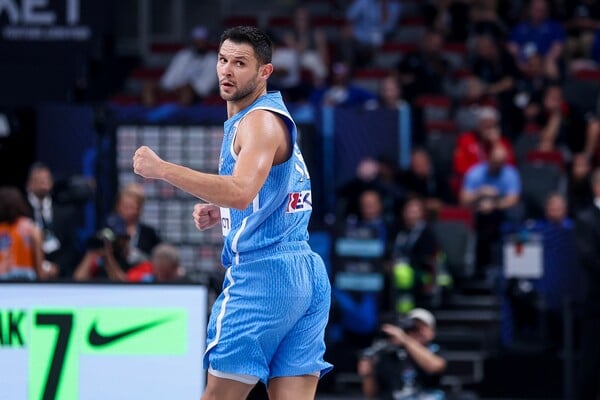 Απόψε το Ελλάδα - Τουρκία στο EuroBasket: Η ώρα και το κανάλι μετάδοσης του ημιτελικού