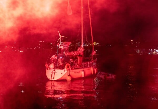 Σύρος: Αναχώρησε για τη Γάζα το πλοίο της ελληνικής αποστολής «Οξυγόνο»