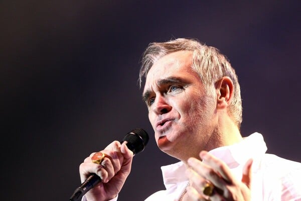 Ο Morrissey ακύρωσε δύο συναυλίες στις ΗΠΑ μετά από «αξιόπιστη απειλή» κατά της ζωής του