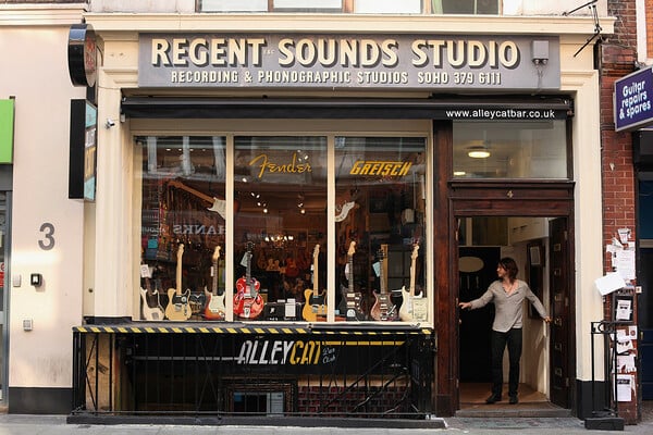 Το θρυλικό στούντιο Regent Sounds «ξαναζωντανεύει» στο Λονδίνο