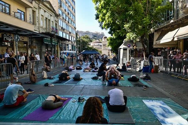 Συνεχίζονται οι κυκλοφοριακές ρυθμίσεις στο κέντρο της Αθήνας λόγω της «Ημέρας χωρίς αυτοκίνητο»
