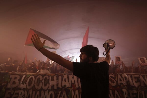Ιταλία: Δεκάδες χιλιάδες κατέκλυσαν τους δρόμους διαδηλώνοντας κατά του πολέμου στη Γάζα