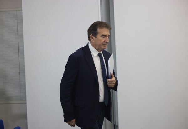 Μιχάλης Χρυσοχοΐδης: Σε 1,5 μήνα εγκαθιστούμε εξειδικευμένους αστυνομικούς μέσα σε καταυλισμούς Ρομά