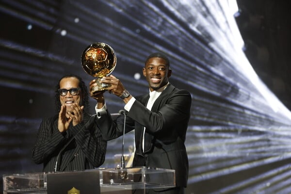 Ballon d’Or 2025: Ουσμάν Ντεμπελέ και Αϊτάνα Μπονμάτι οι μεγάλοι νικητές